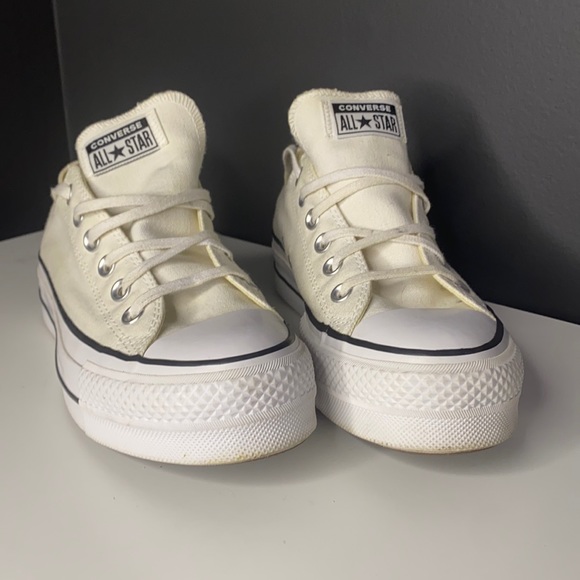 Converse Shoes - Low top platform converse all star